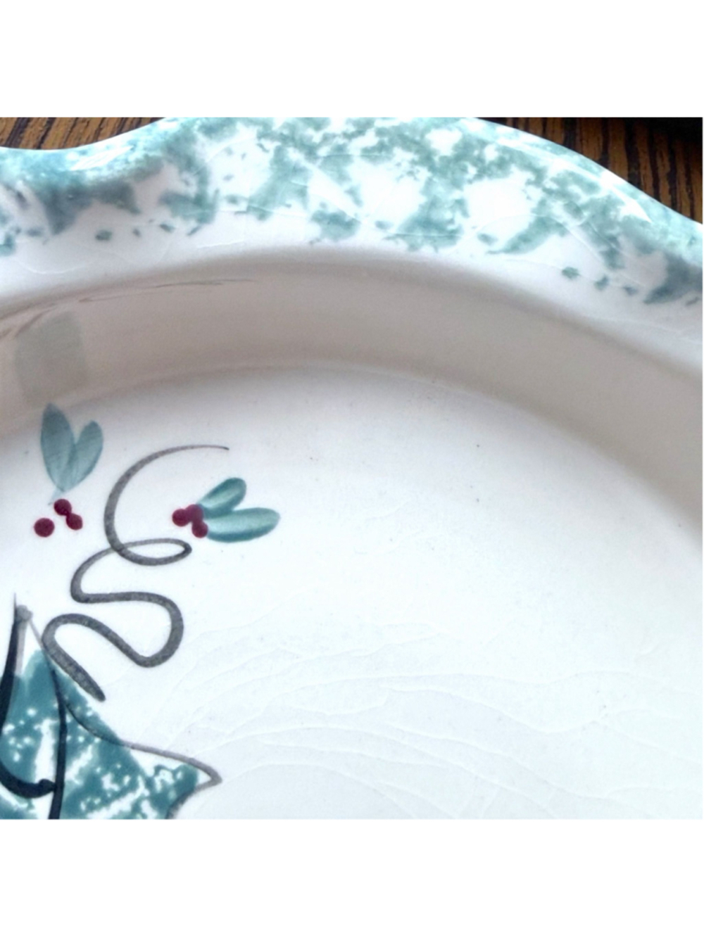 Ellis Pottery Hand Painted Ivy Serving Bowl Texas Studio Pottery Holly & Berries - Picture 2 of 8